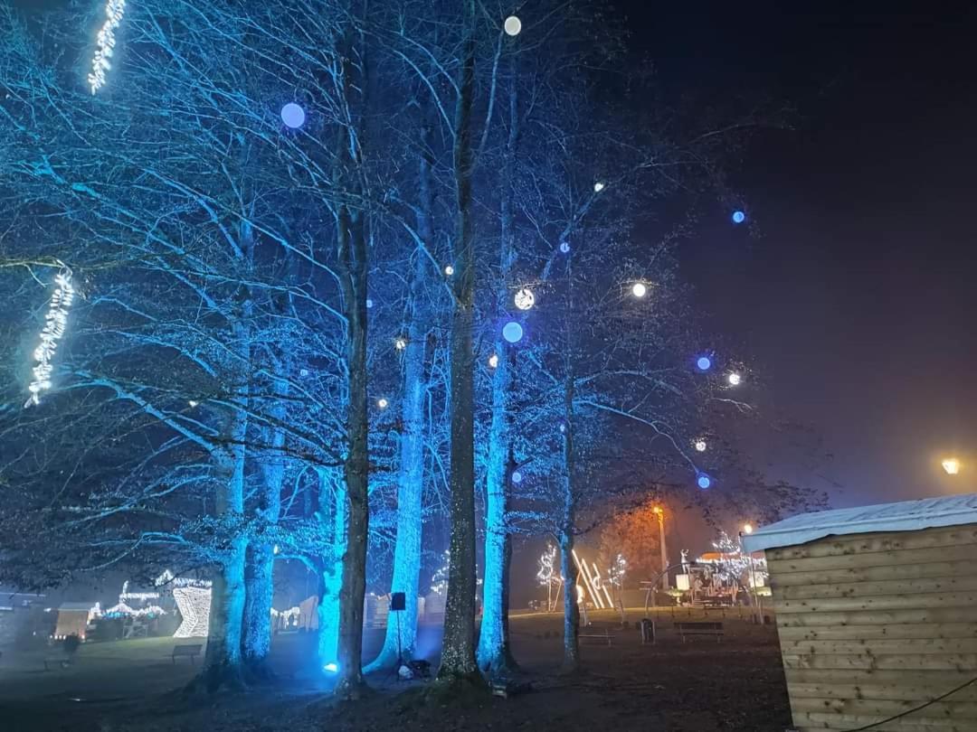 Vakantiestudio Ciney Chapois Exteriör bild