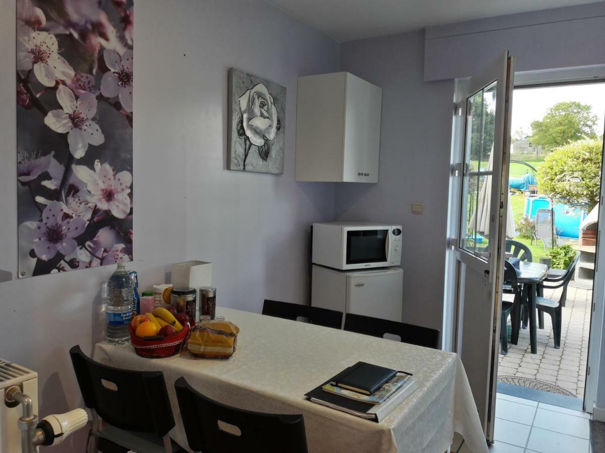 Vakantiestudio Ciney Chapois Exteriör bild